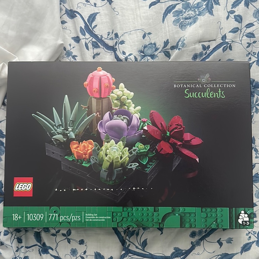 LEGO Botanical Collection Vibrant Succulents Set